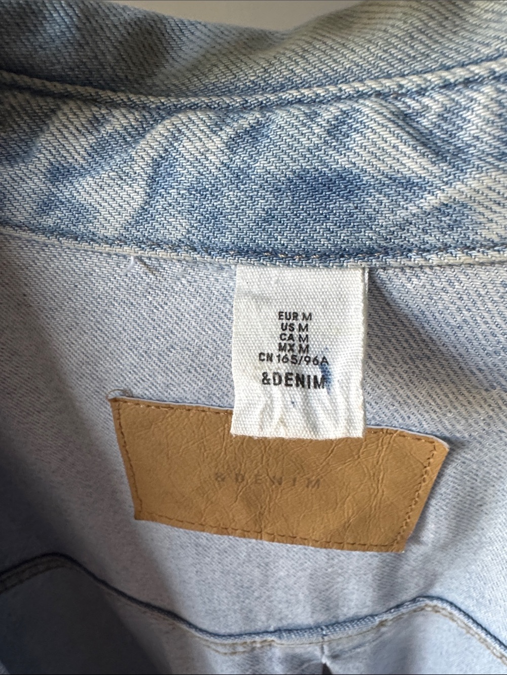 H&M Light Blue Relaxed Denim Shirt Jacket - Picture 2 of 10